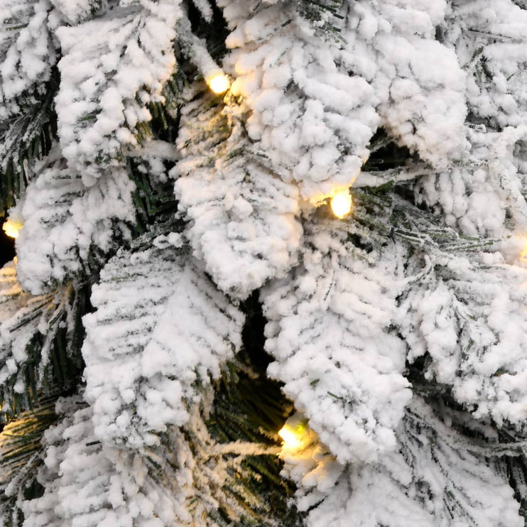 Upplyst plastträd med 60 lysdioder och snö 120 cm